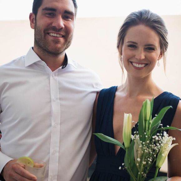 Meet your Posher, Cee - Picture 1 of 1